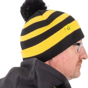 Black Cat Bobble Hat